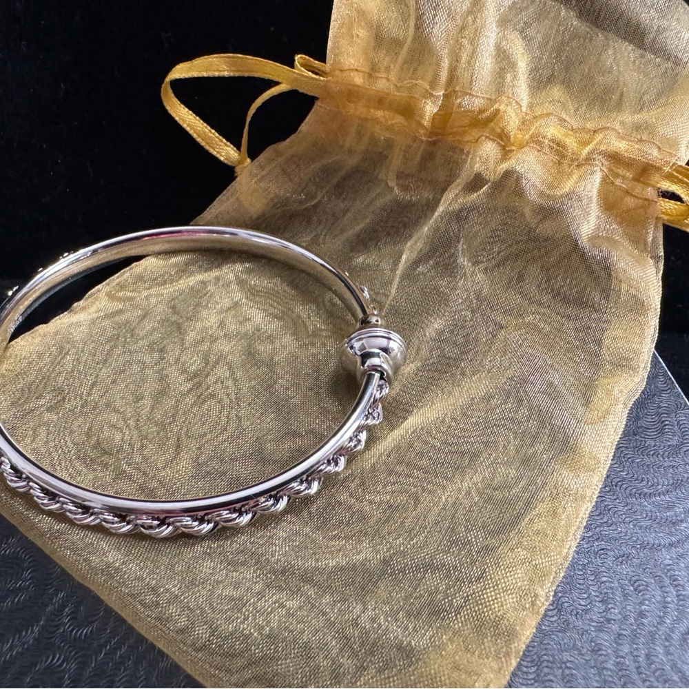 Silver Rope Style Sparkling Engraved Rope Design Bangle Bracelet - Picture 4 of 6